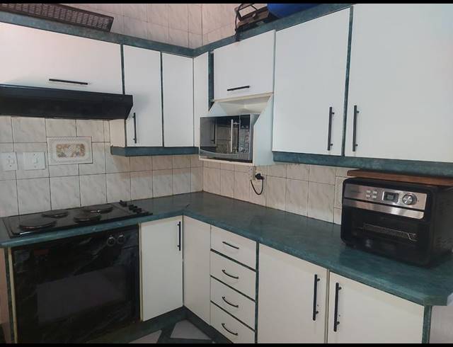 3 BEDROOM PROPERTY TO RENT IN BIRCHLEIGH